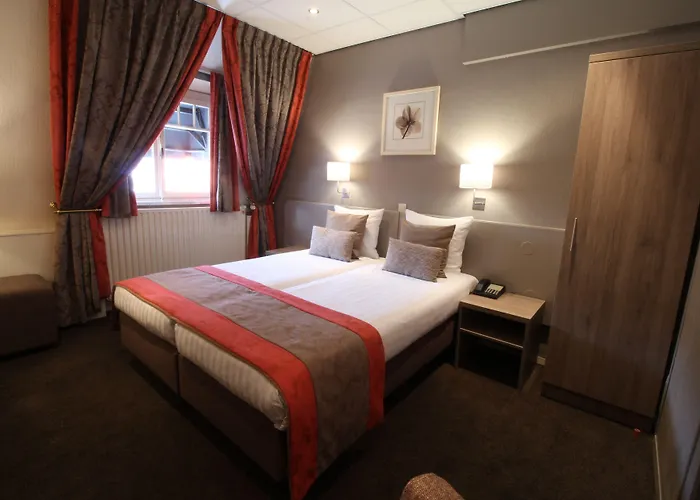 Hulsman 3* Валкенбург